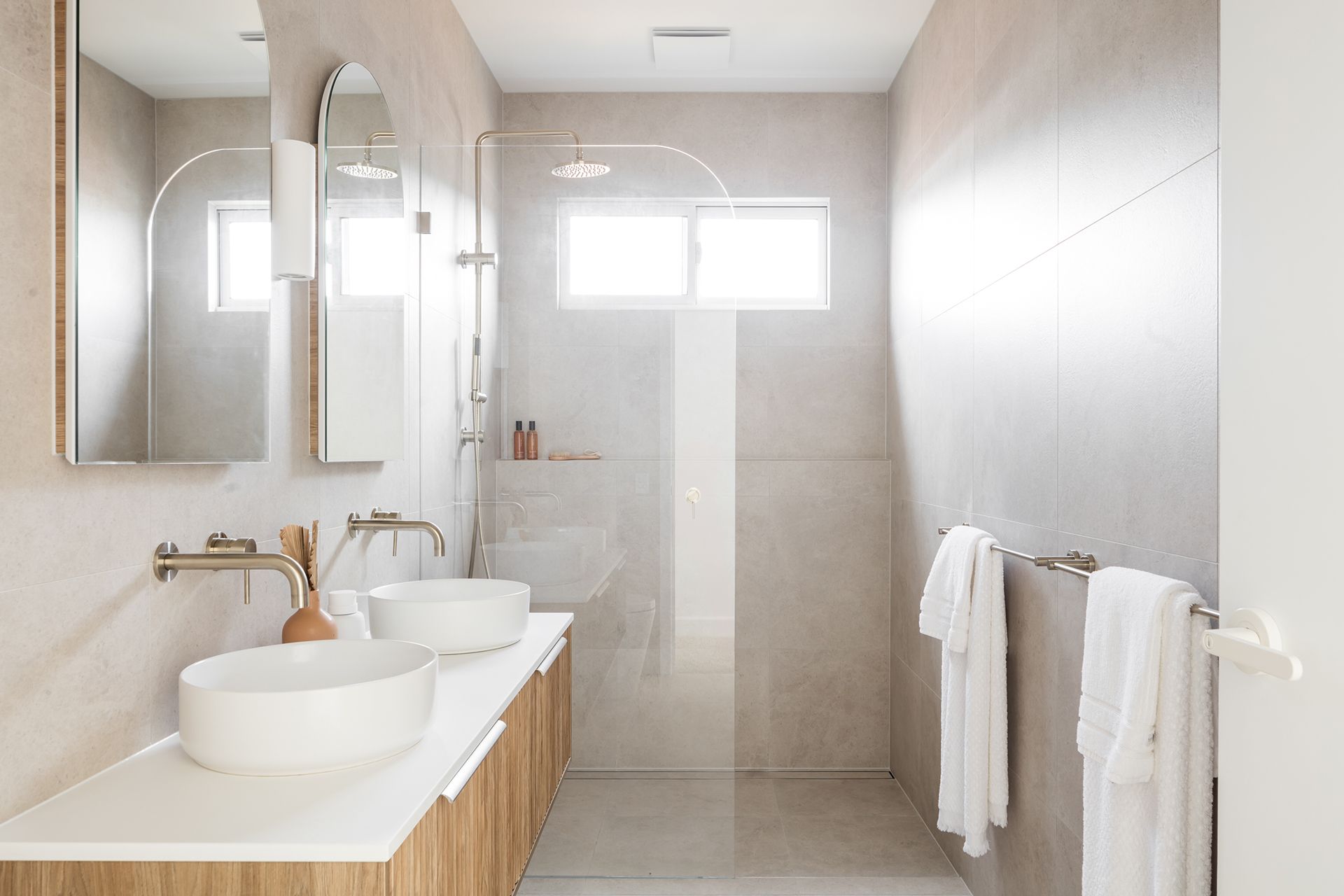 Kareela Road project bathroom