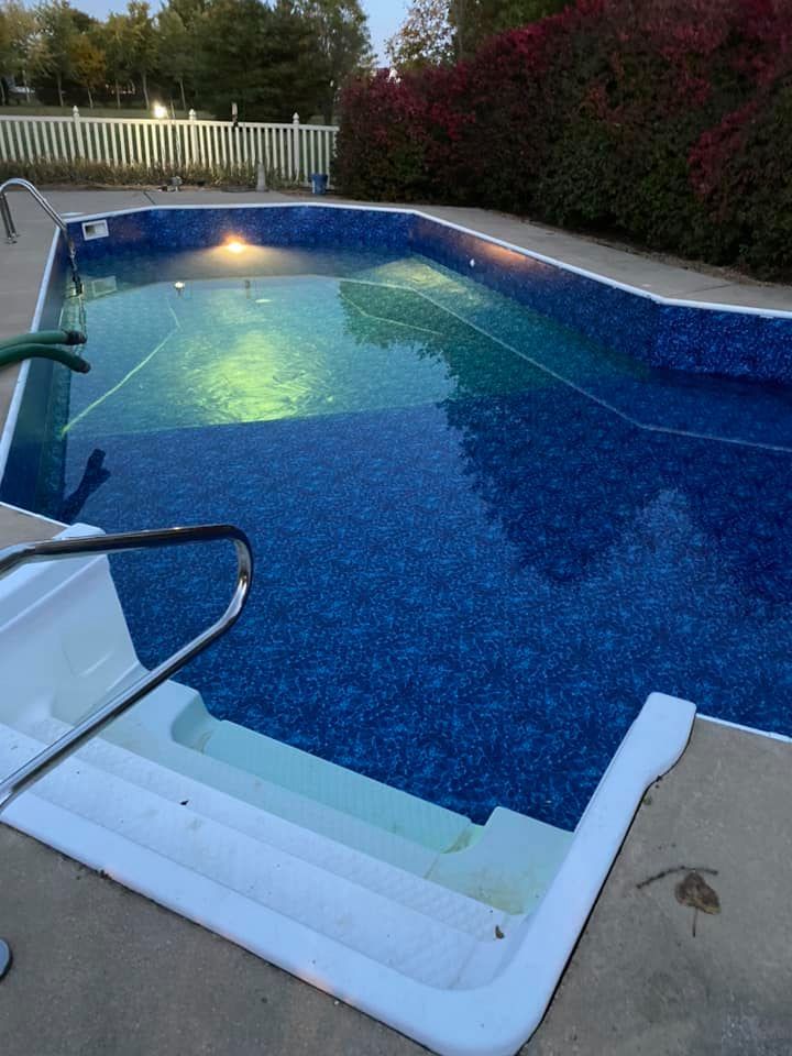 Swimming Pool Surface Design - Delaware, OH - Outdoor Living Pools & Patio