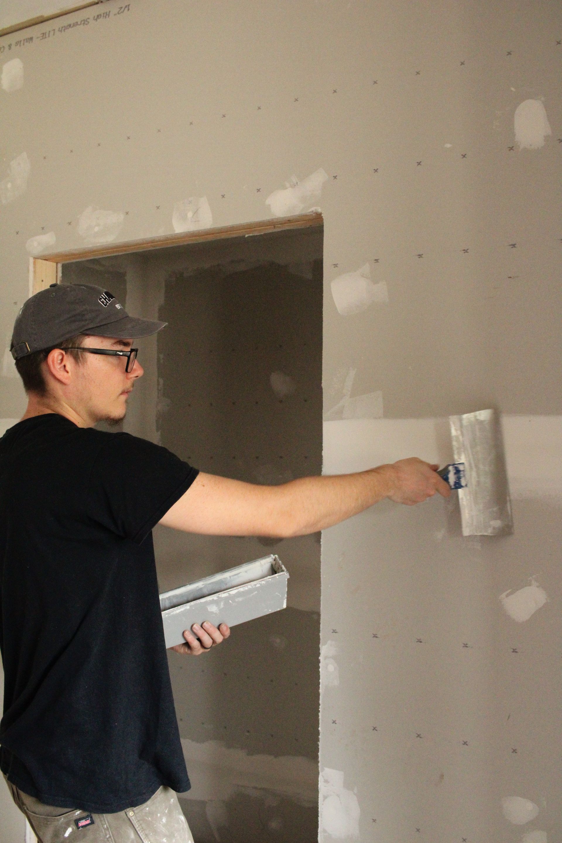 Mudding a Drywall Joint