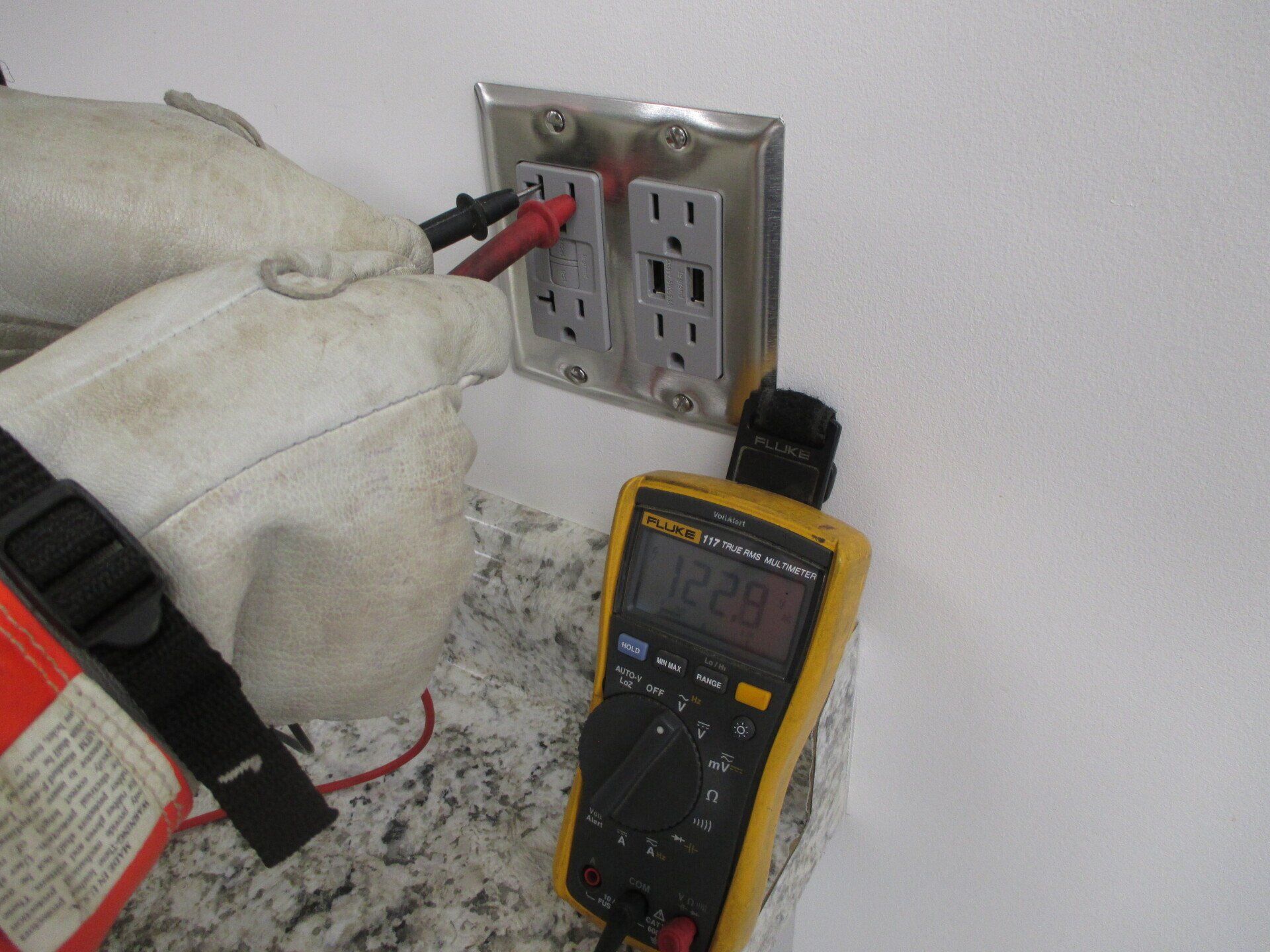 Electrical outlet test equipment, Lincoln NE