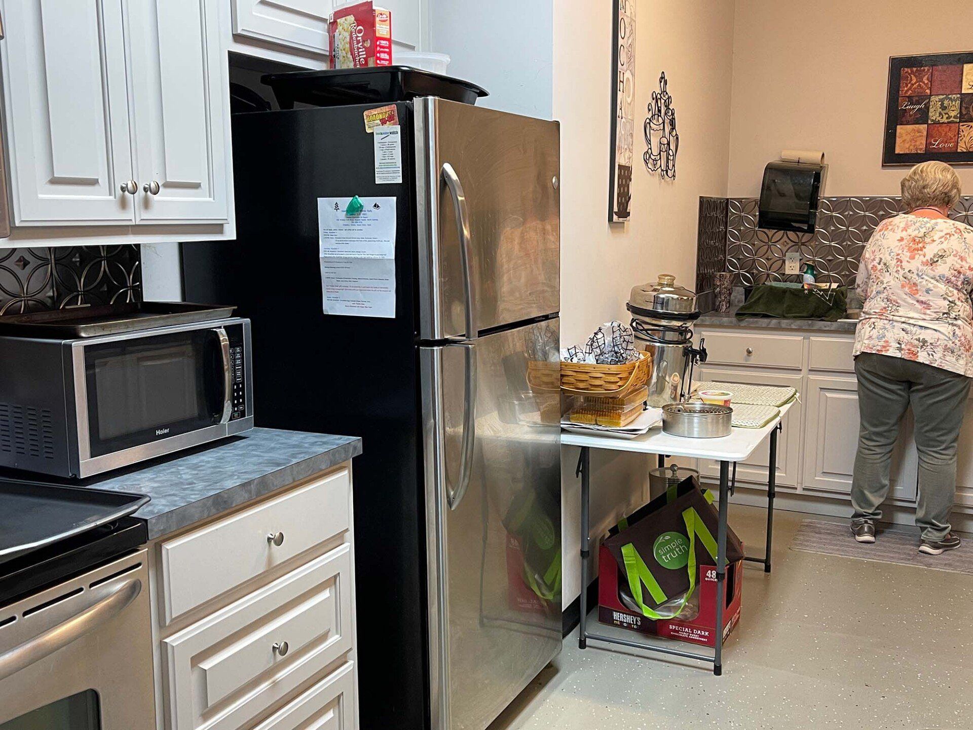 kitchen facilities at the rv resort at carolina crossroads, roanoke rapids, nc
