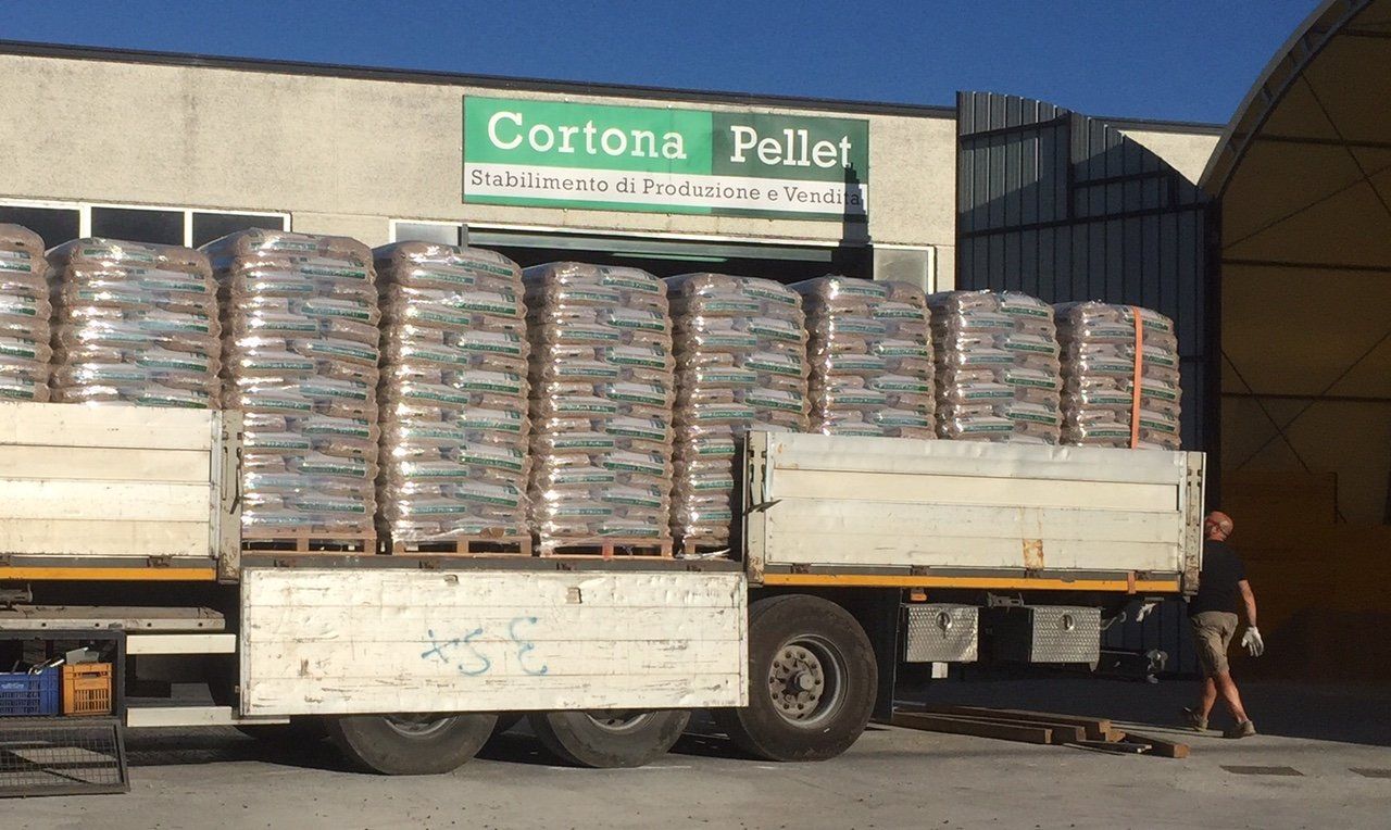 Spedizione su bilico di Pellet