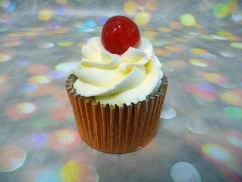 Bakewell Tart Cupcake