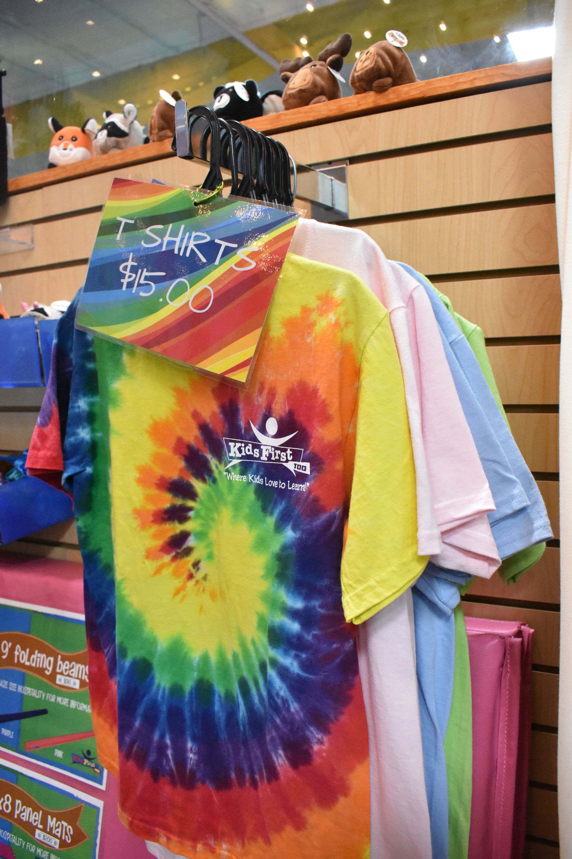 The Bee Hive Gift Shop tshirts