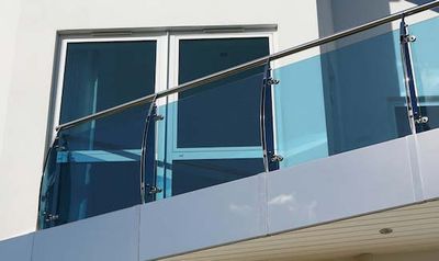 image-1222763-glass-deck-railings.jpg