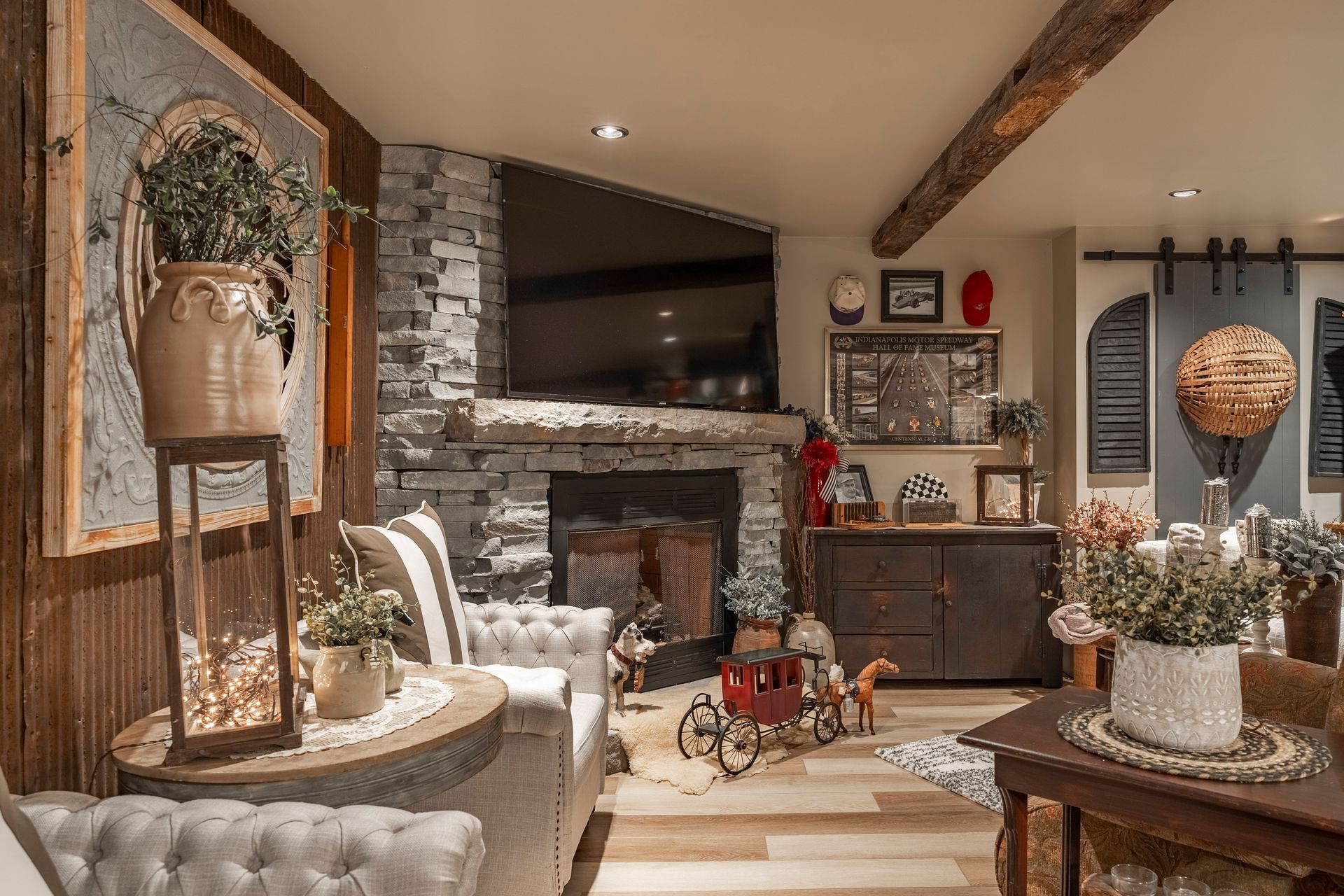 A living room filled with furniture and a fireplace.