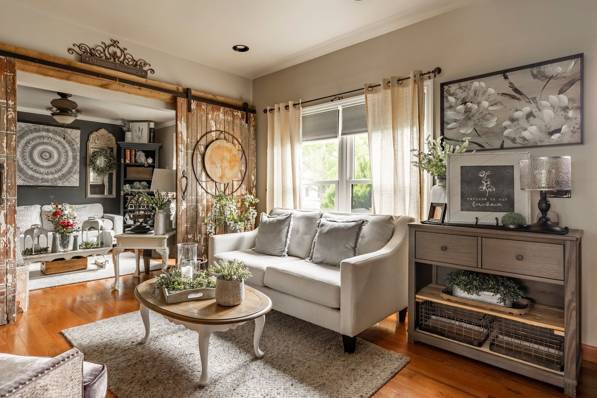 A living room with a couch and a coffee table.