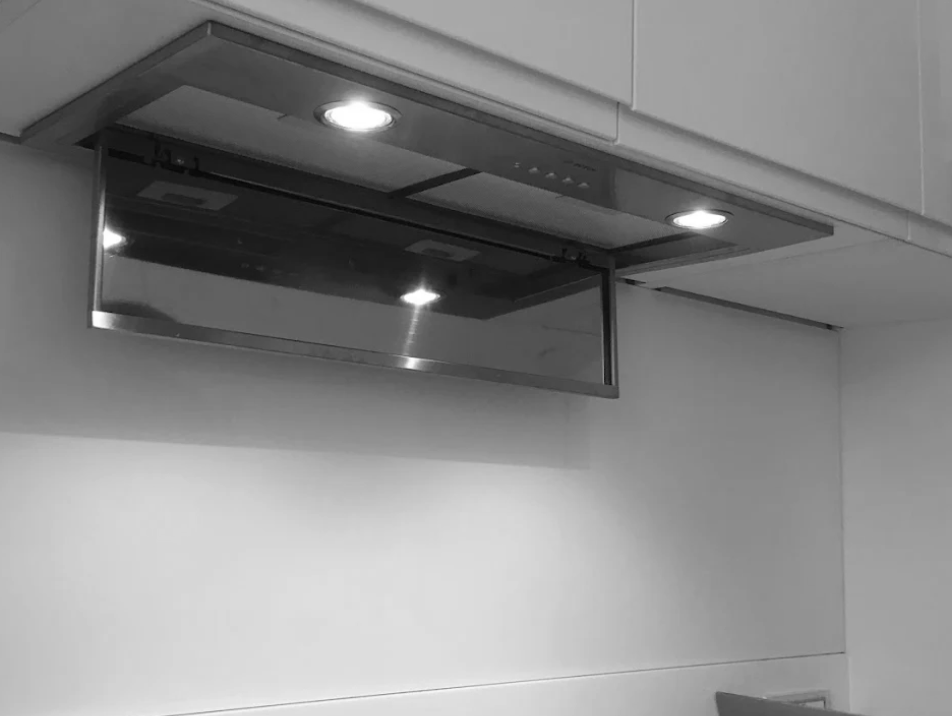 Built-in cooker hood