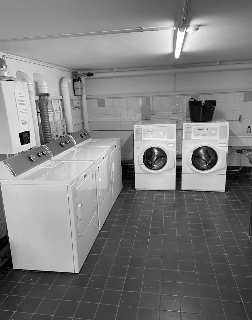 Commercial-Washing-and-Tumble-Dryers
