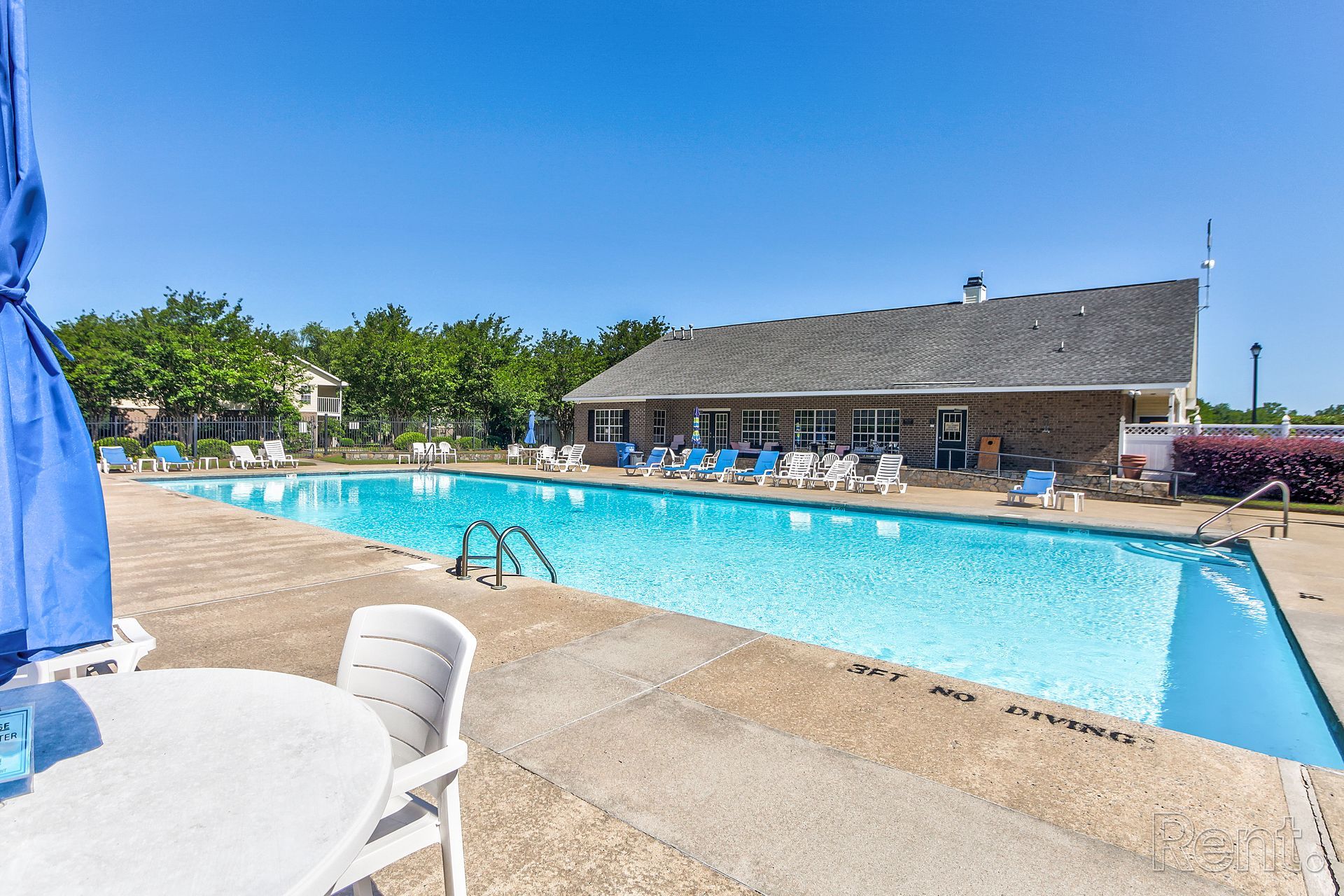 Meridian Park Pool view 2