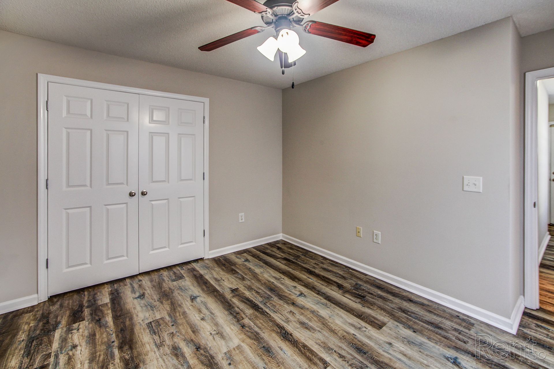 Beacon 2-Bedroom Guest room