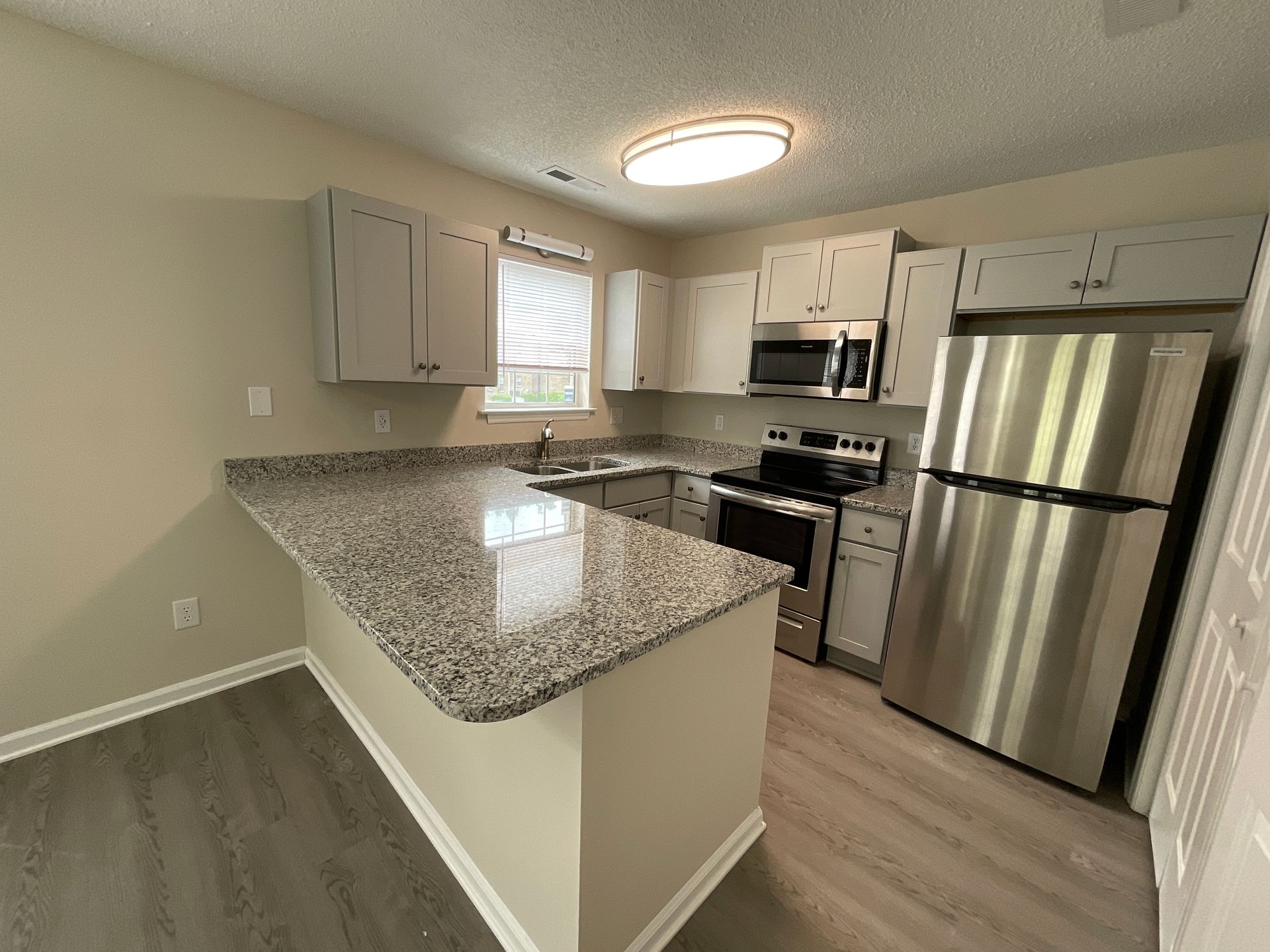 Upgraded Summit Kitchen