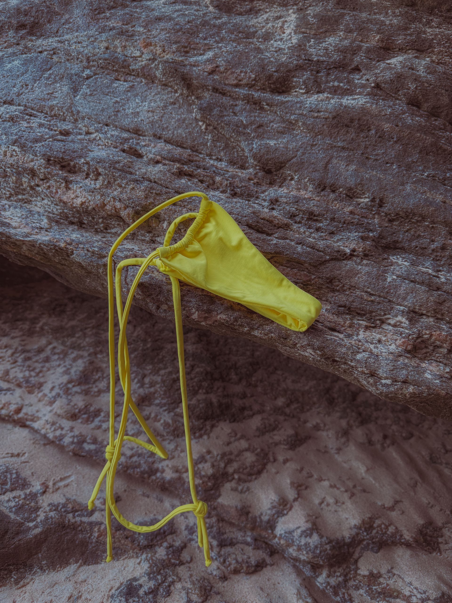 Calcinha Biquíni Cortininha Amarela UV50+ | Lasuti Biquini