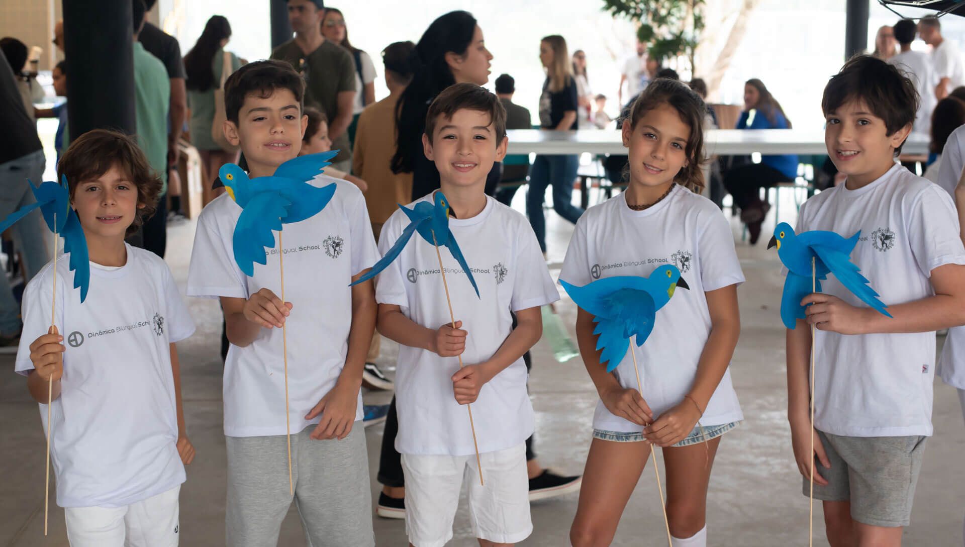 Alunos da equipe Ar na abertura das Olimpíadas da Unidade Leste