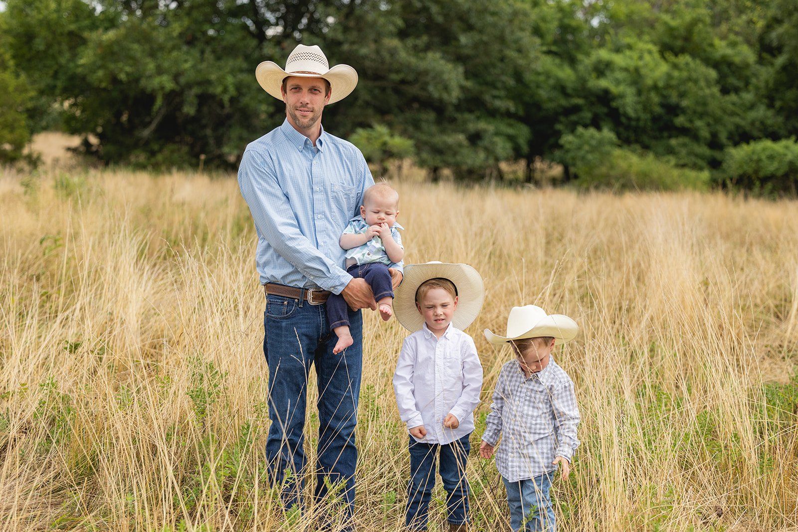 A Happy Family — Marshfield, MO — Stevens Auction Service LLC