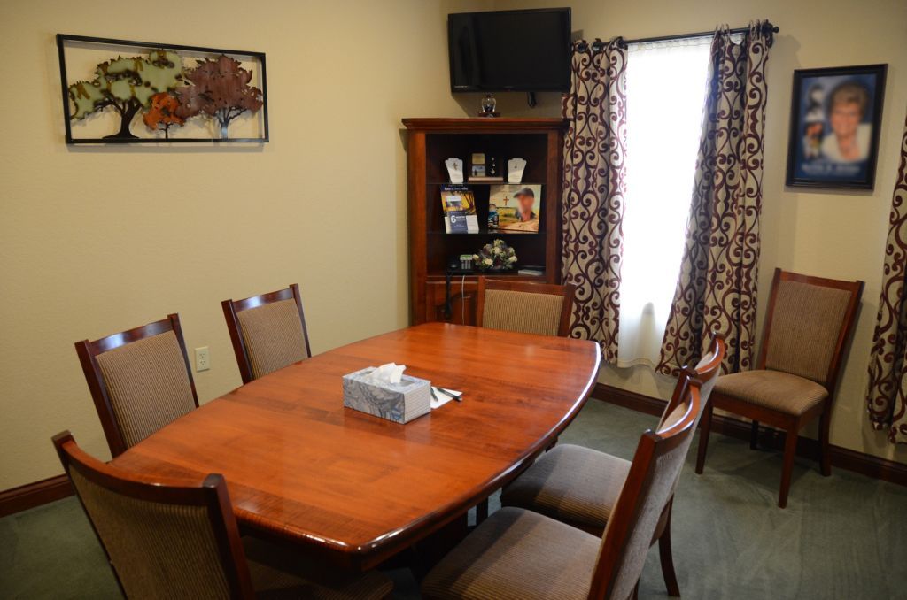 McGuire & Davies Funeral Home and Crematory Planning Room