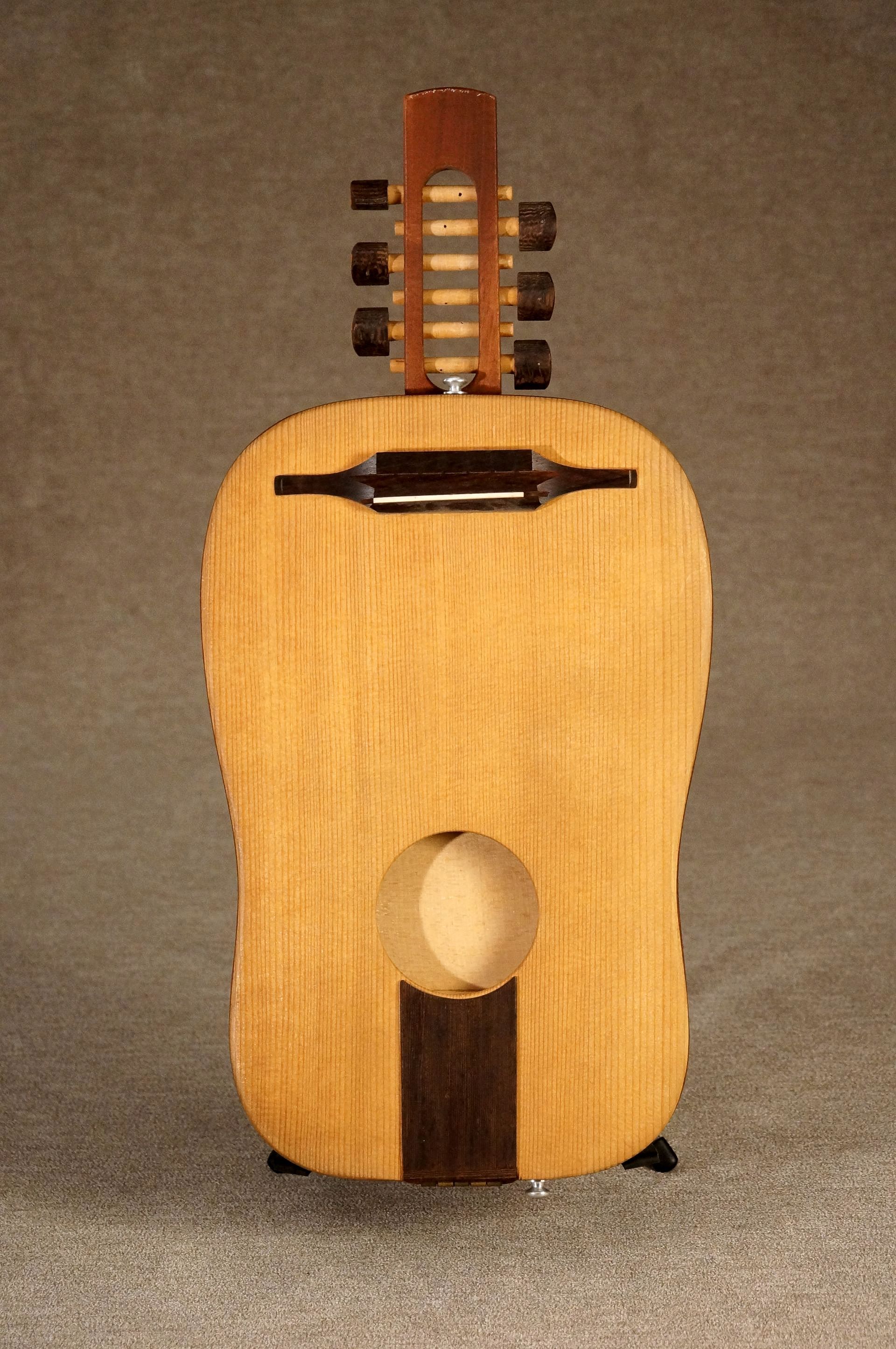 Luthara Guitar