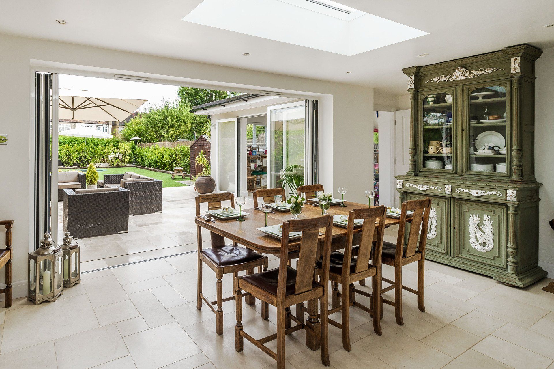 34-Cranleigh-Park-22