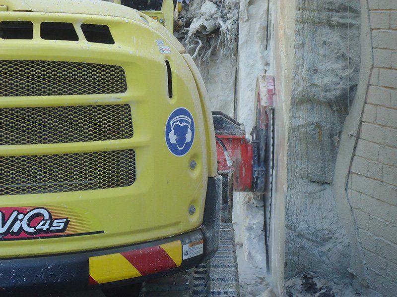 Rock Breakers — Woronora Heights, NSW — Mann's Earthmoving