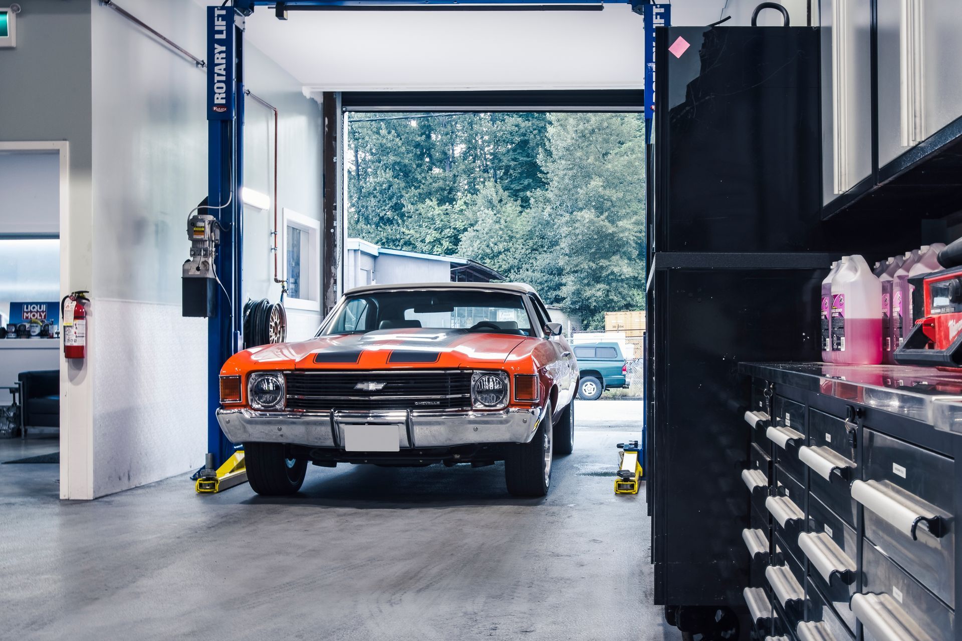 Orange muscle car | Bruno Automotive