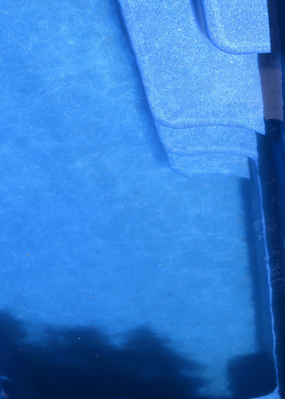 Extra wide pool, great for family and friends