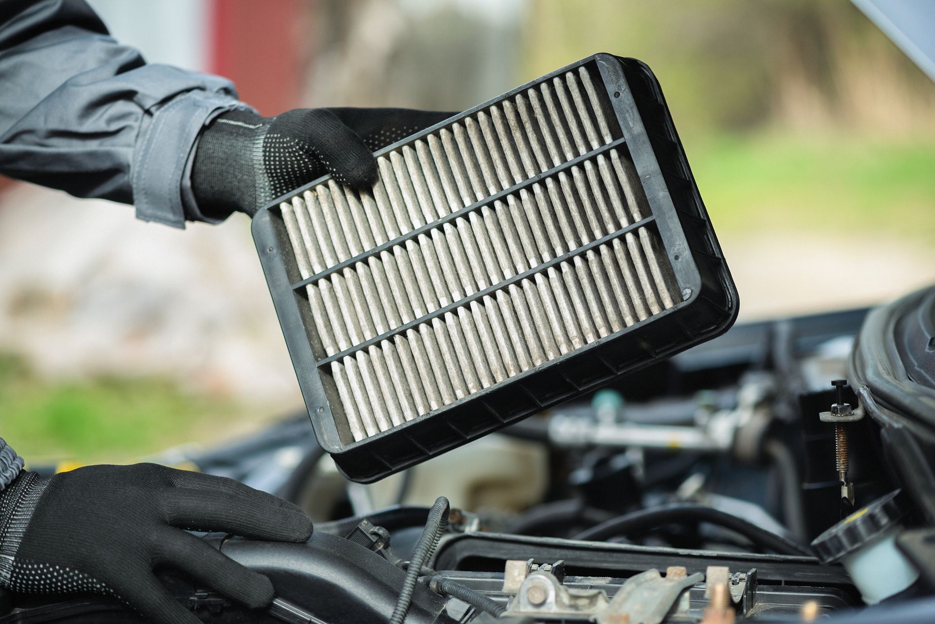 The Top 5 Signs Your Car Needs a New Air Filter | Shift'N Gears Auto Repair