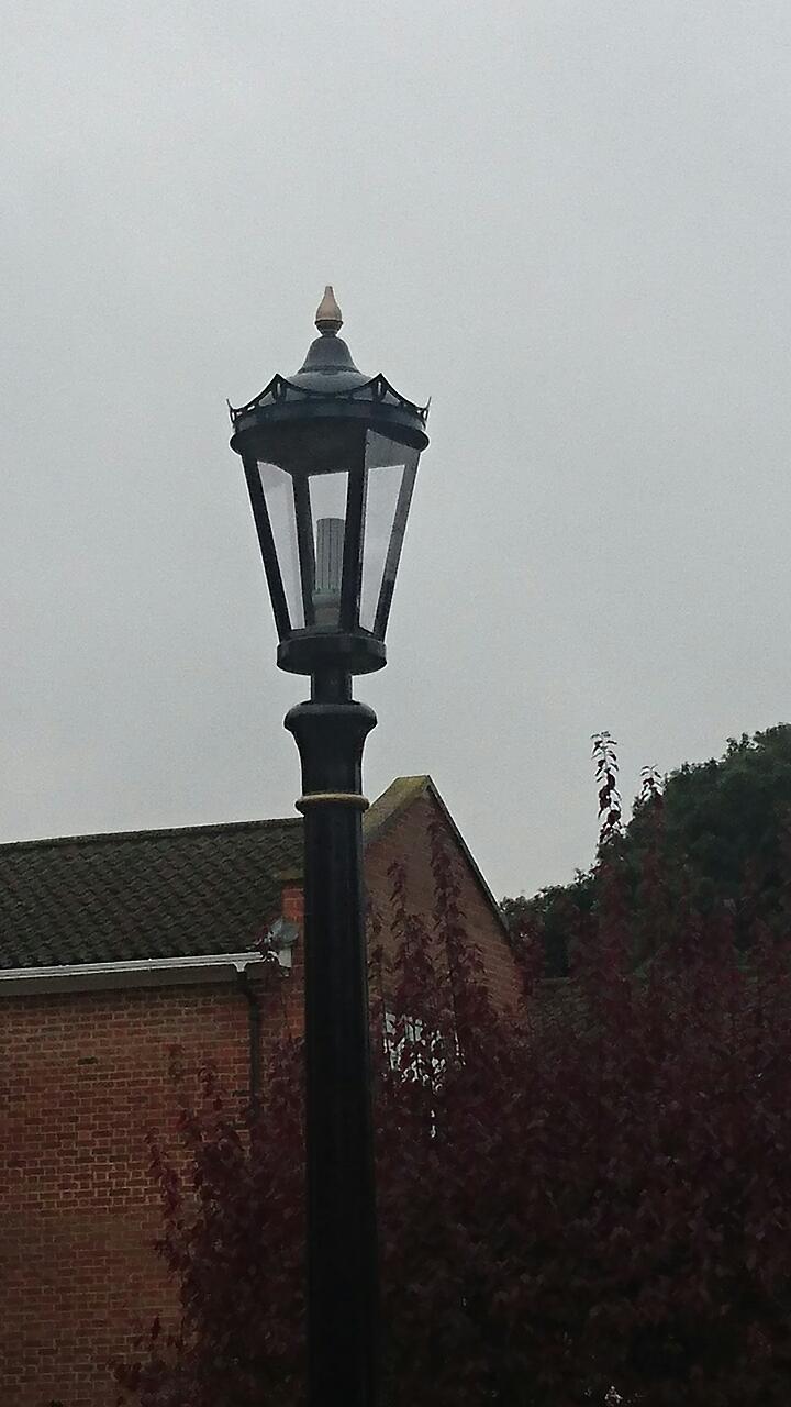 Lamp post head made from scratch