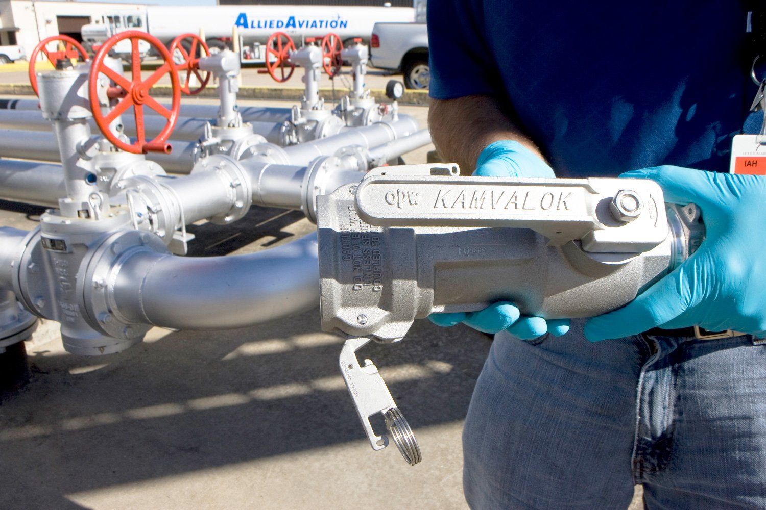Dry Disconnects for Beaumont & Houston, TX - Custom Transfer Solutions