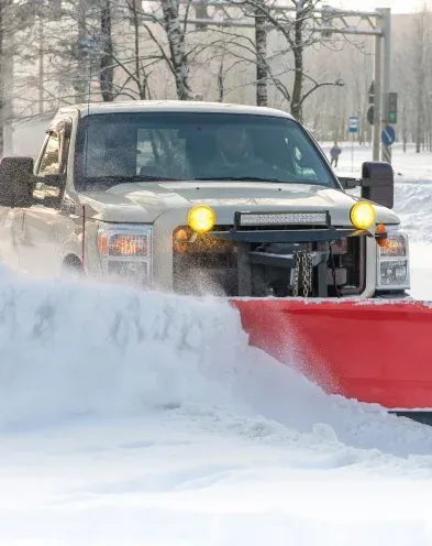snow and ice management contractors in west bloomfield mi