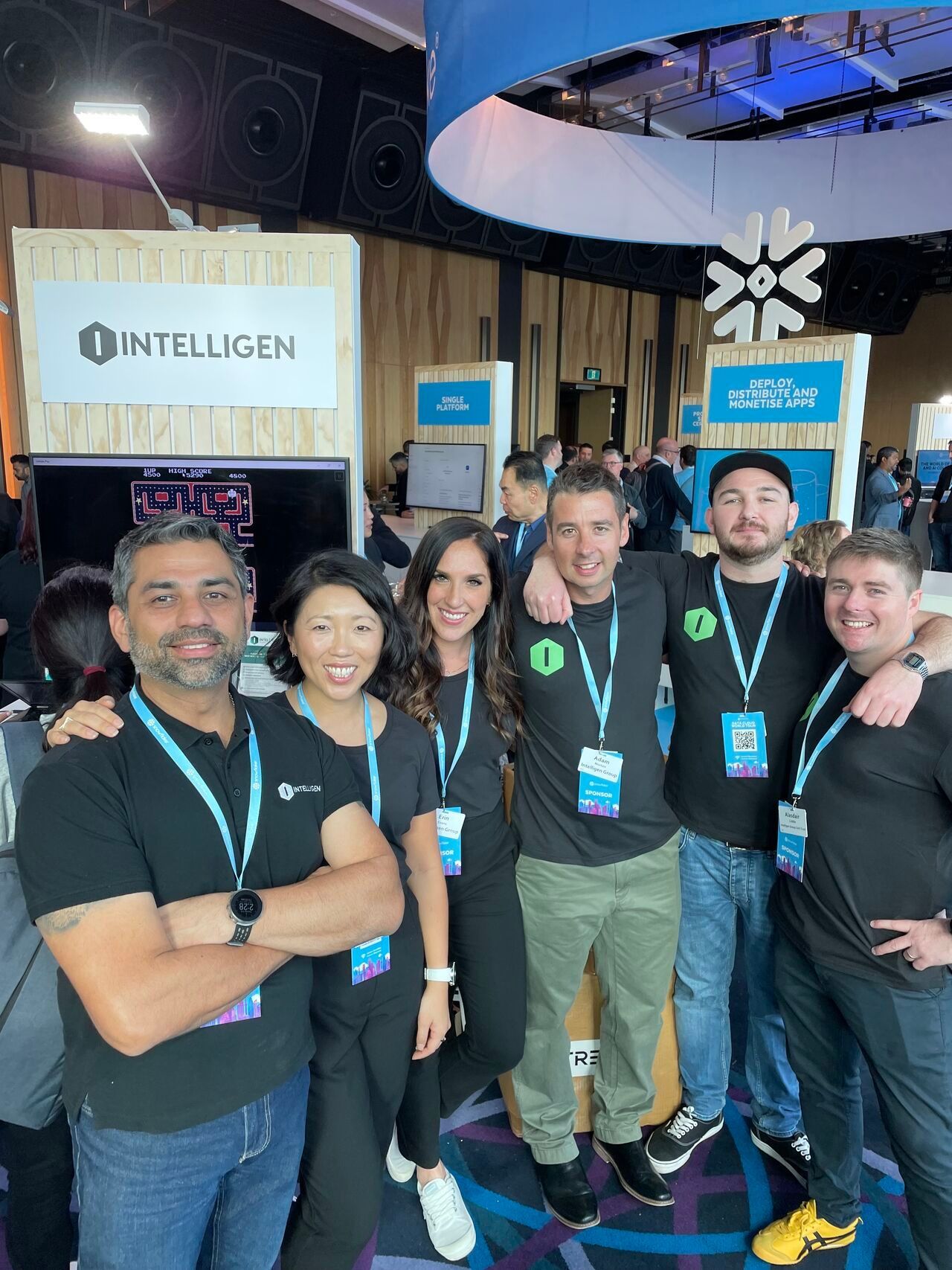 Intelligen & HARNESSING DATA TO POWER YOUR BUSINESS