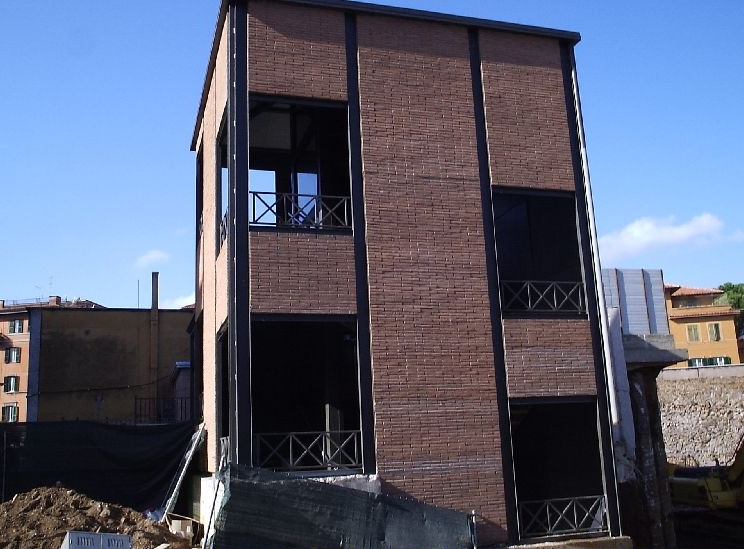 opere storiche roma infissi metallici