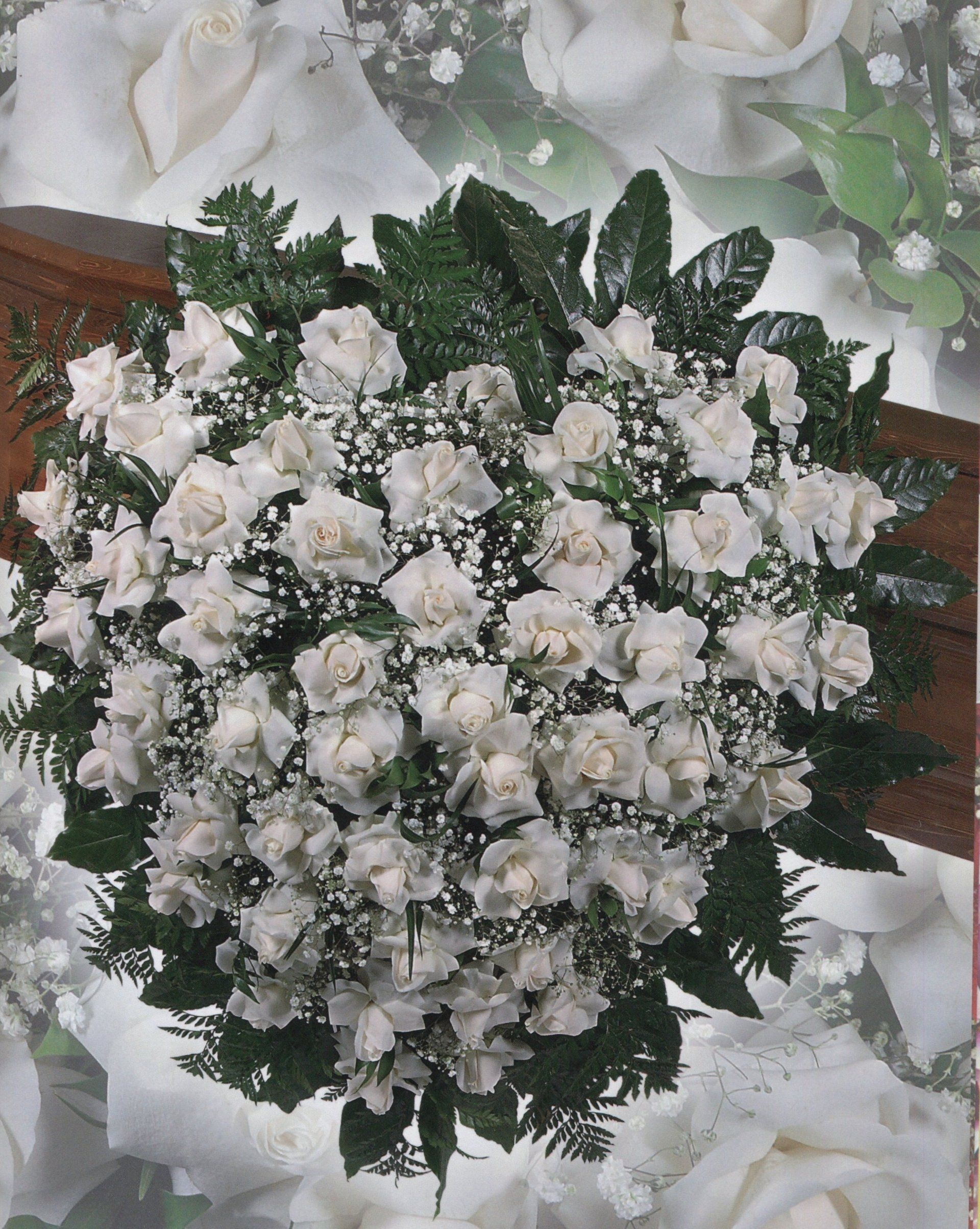 cuscino rose bianche