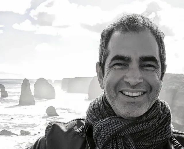 Maurie D'Andrea — Smiles on Hudson In Hamilton, NSW