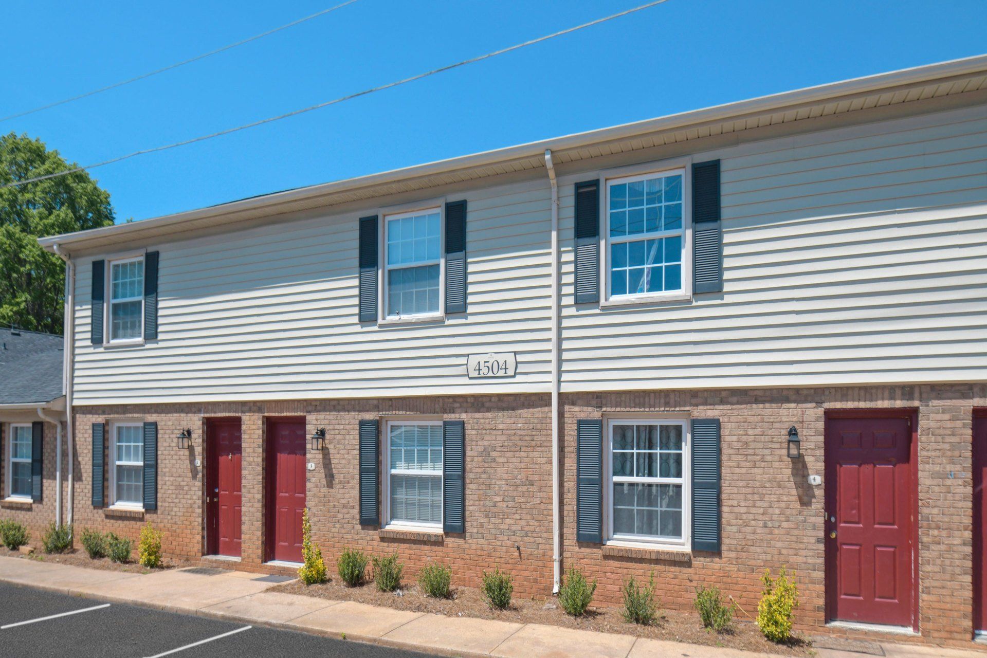 Exterior | Sharon Pines Apartment Homes
