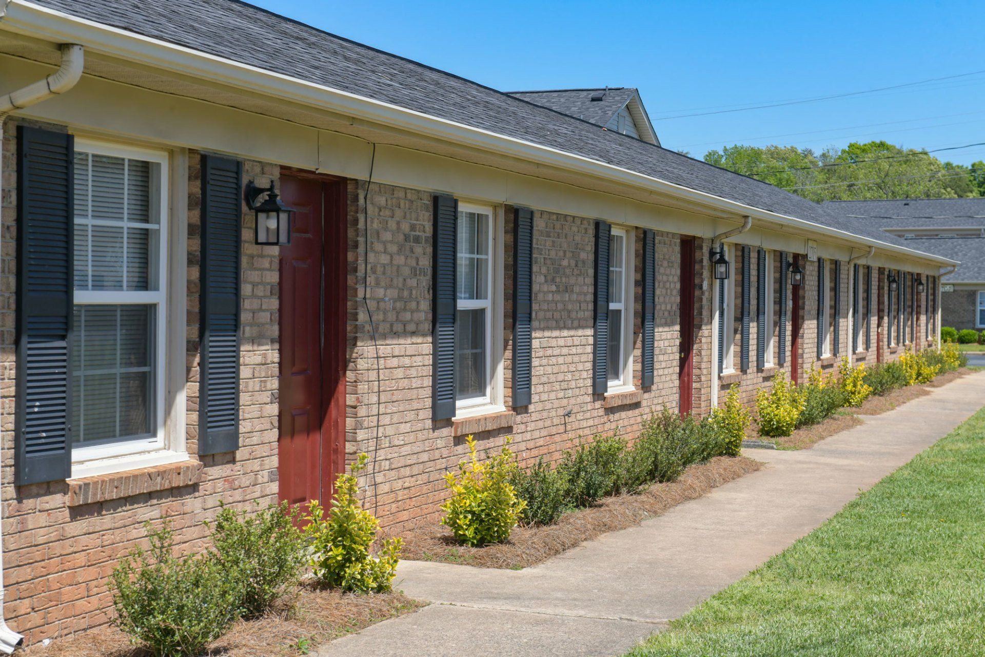 Exterior | Sharon Pines Apartment Homes
