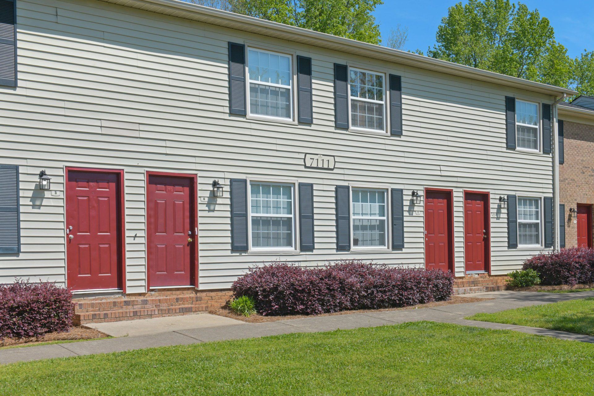 Exterior | Sharon Pines Apartment Homes