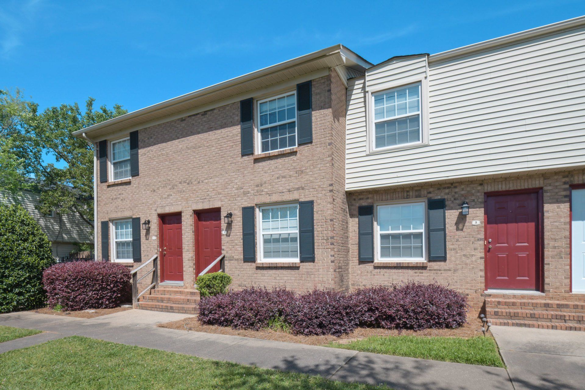 Exterior | Sharon Pines Apartment Homes