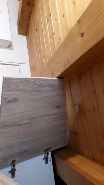 Realizzazione di infissi in legno