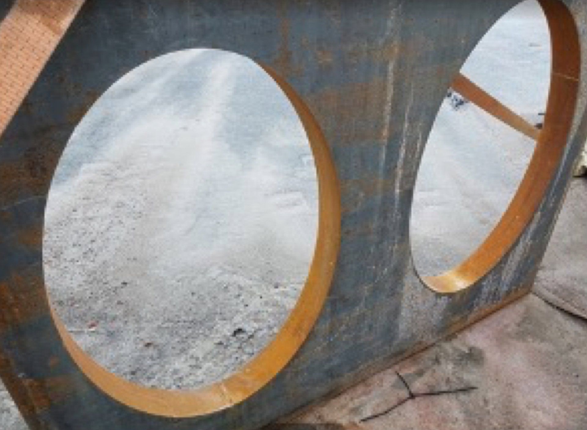 Elliptical cuts test specimens