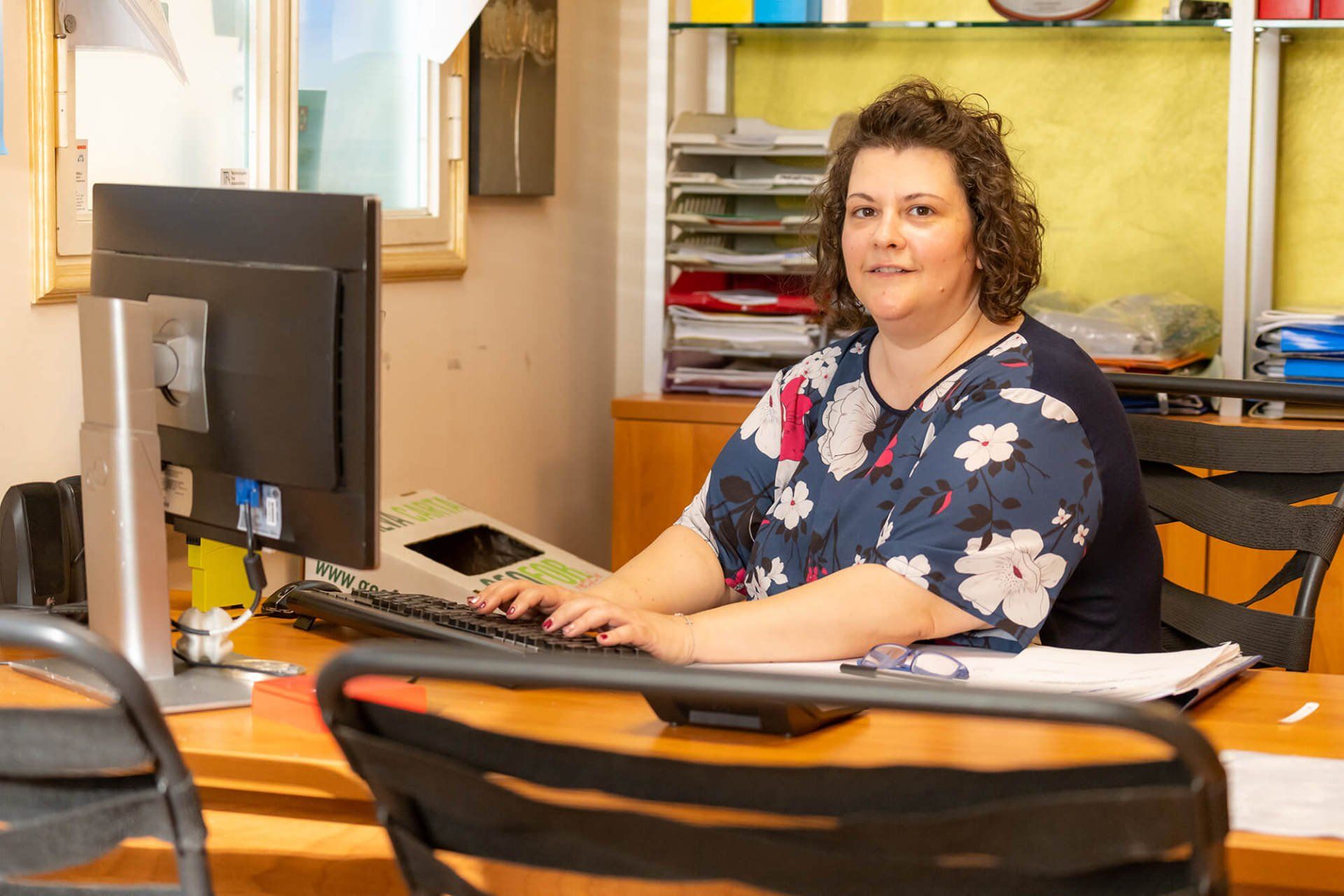 segretaria azienda in ufficio