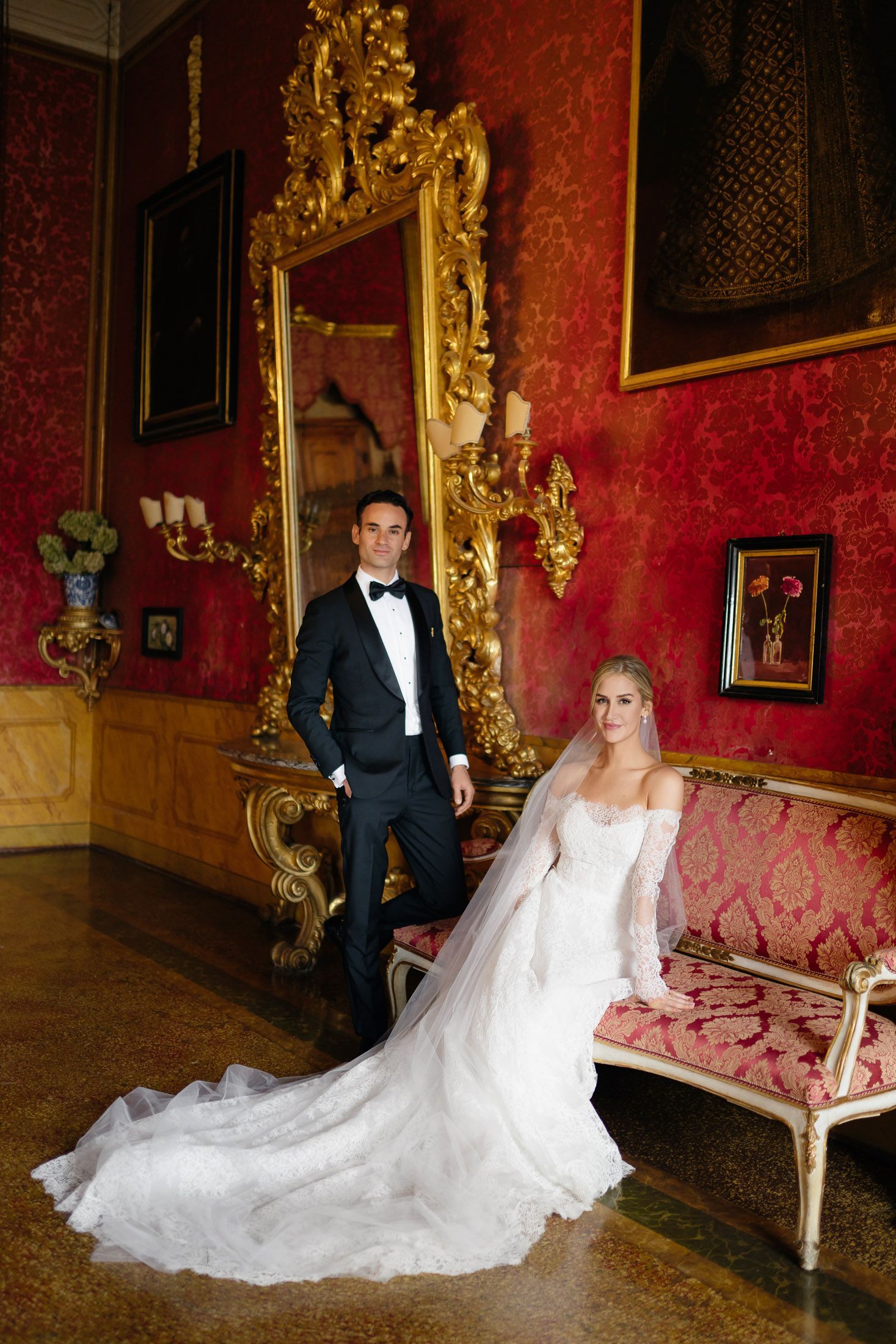 Bride and groom portrait at Villa di Maiano Tuscany during luxury wedding in Italy