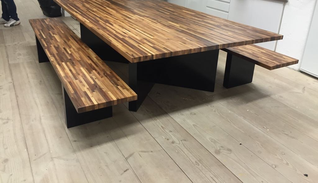 Project management, bespoke furniture, bespoke table, furniture build
