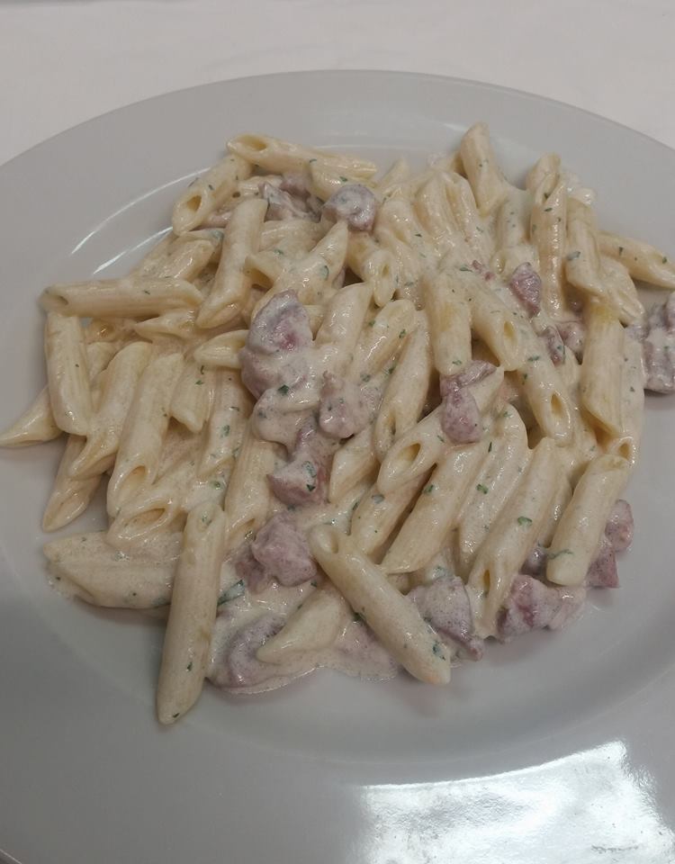 Penne panna e salmone