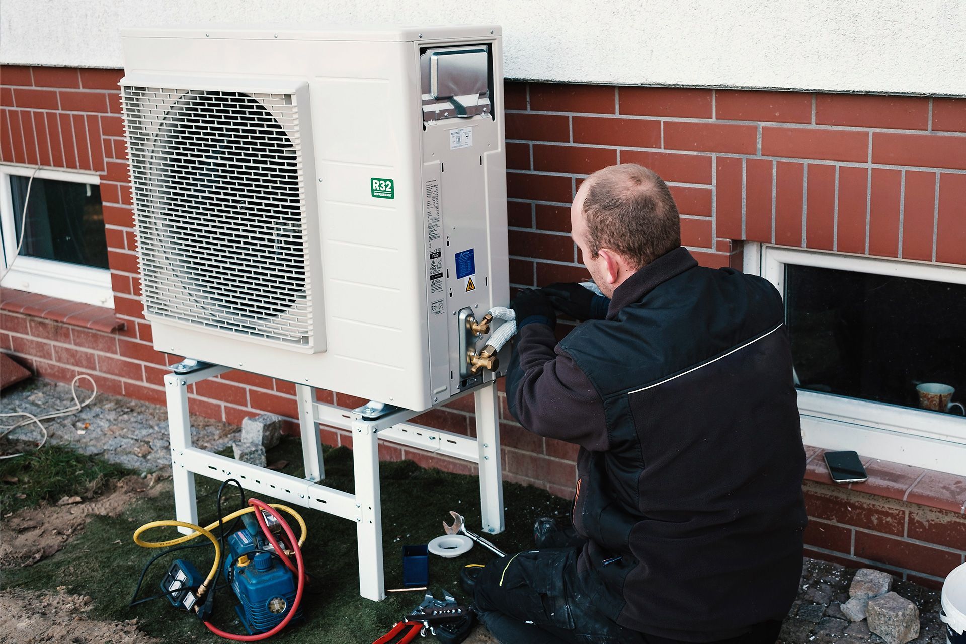 GNV offers professional heat pump repair and replacement