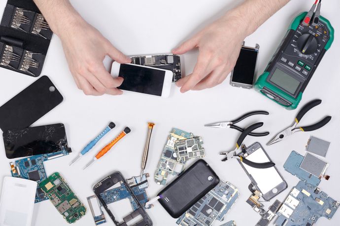 Phone Repair — Springvale, VIC — The Mobile Phone Clinic