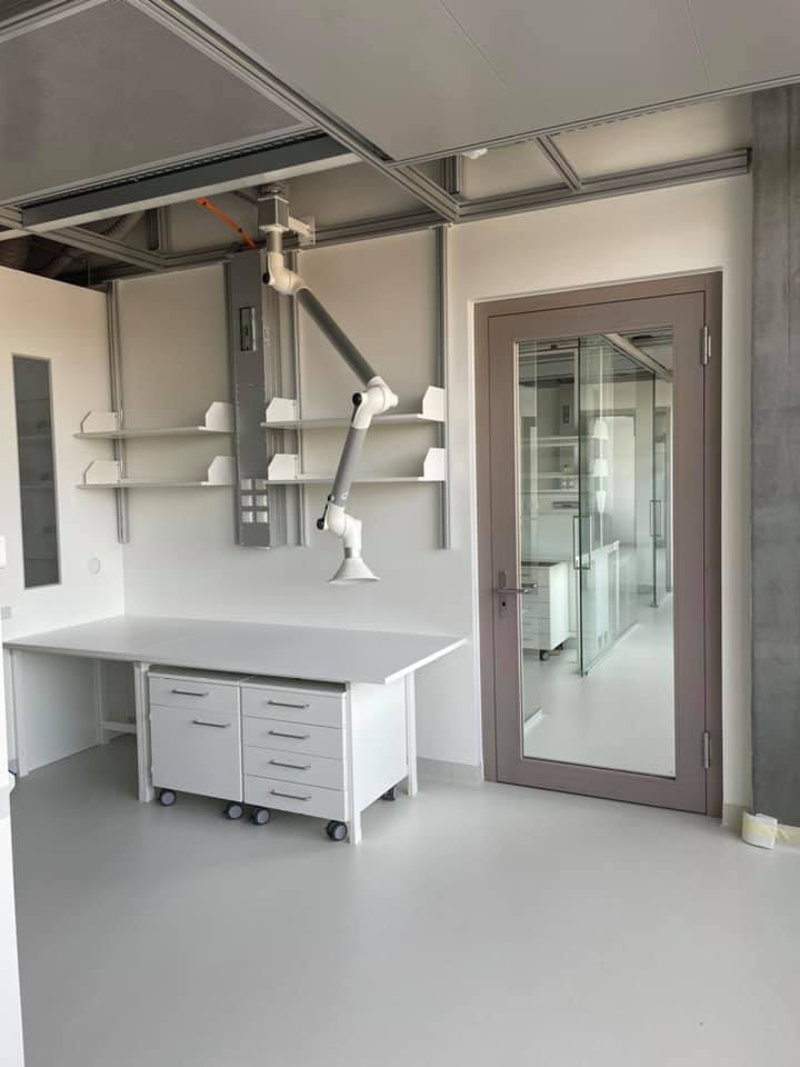 Arbeitsfläche Labor