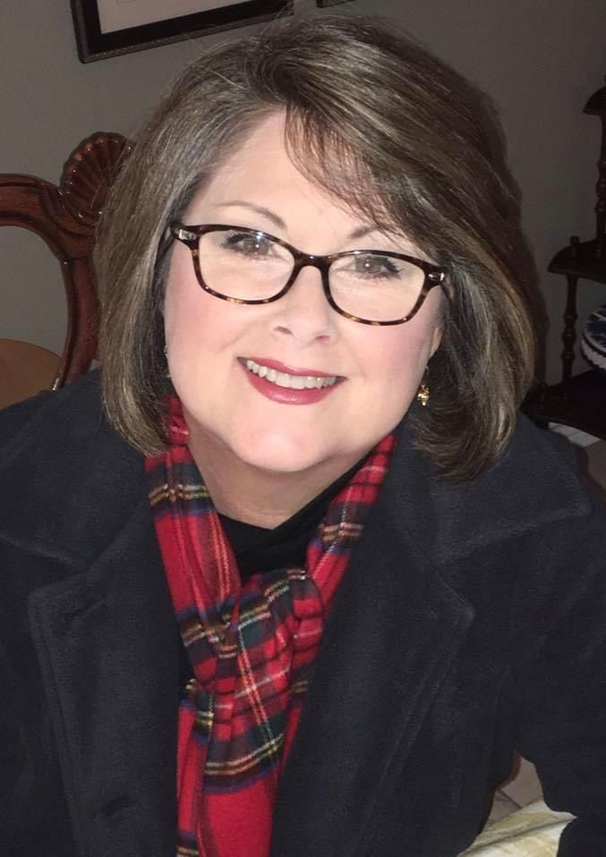 Rhonda Johnson's headshot photo.