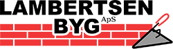 Et logo for lambertsen aps viser en murstensvæg og en murske.