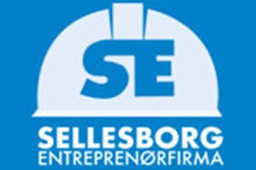 Et blåt og hvidt logo til selleborg entreprenorfirma
