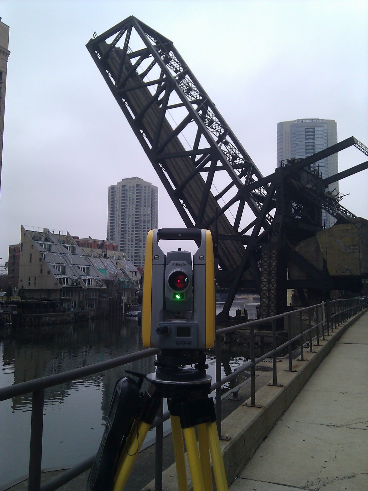 A bridge with the roman numeral ix on it